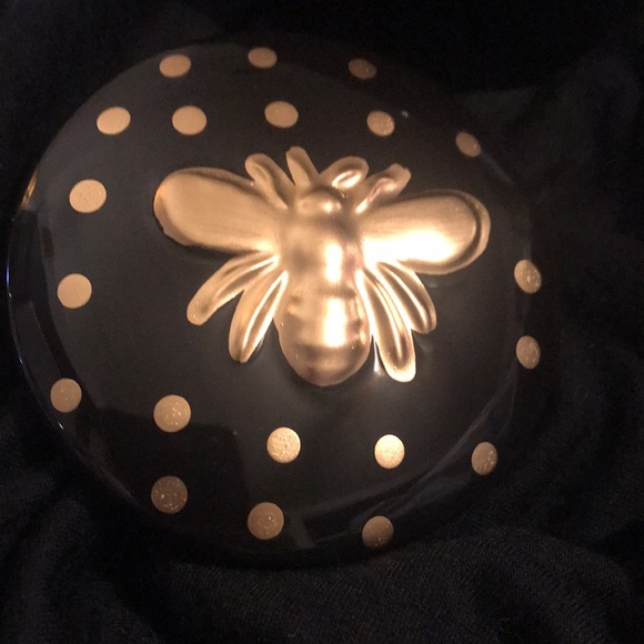 Decorative Ceramic Bee Dish - Picture 3 of 7
